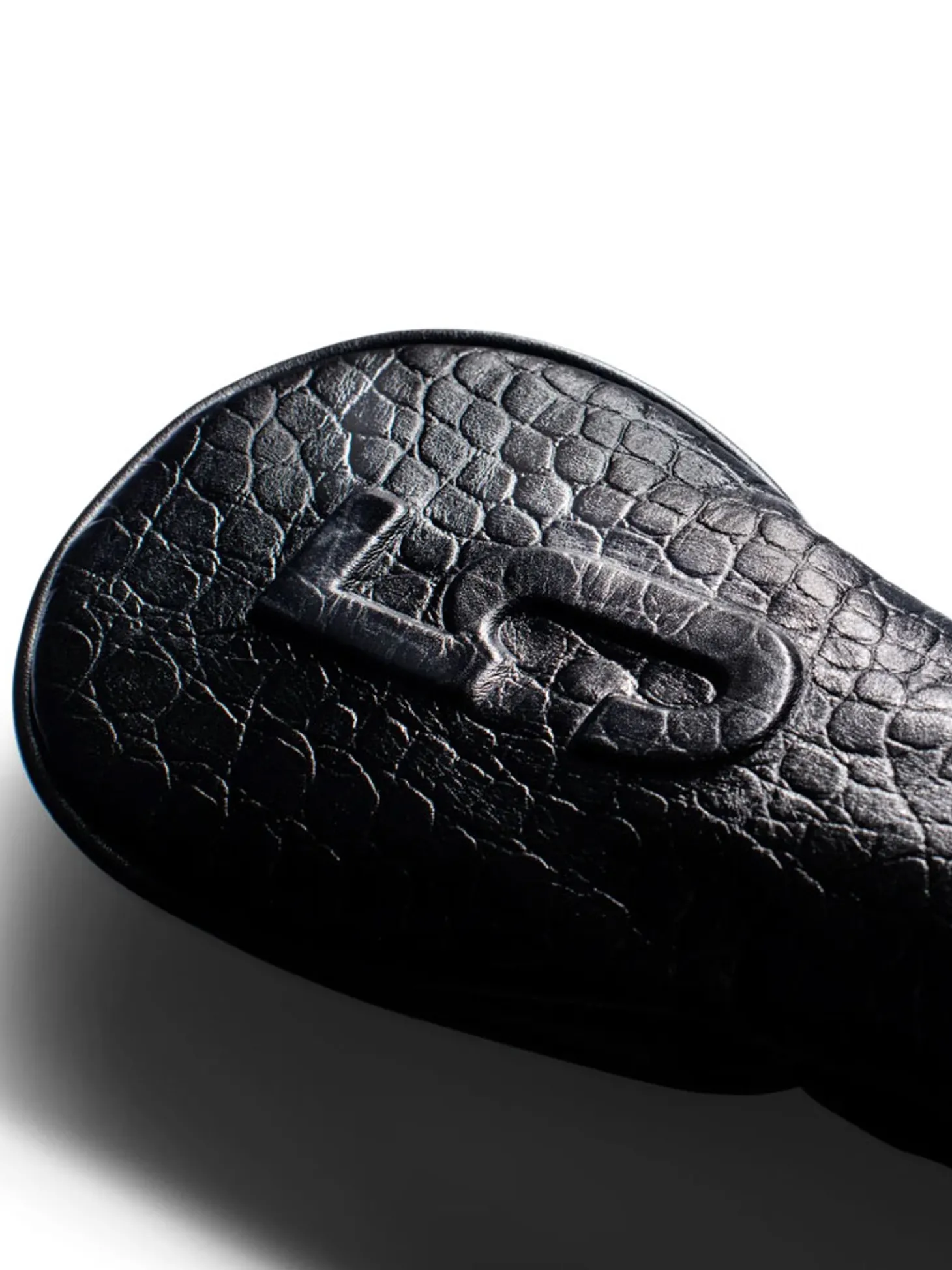 Vessel Lux Embosse Headcover - Croc Black